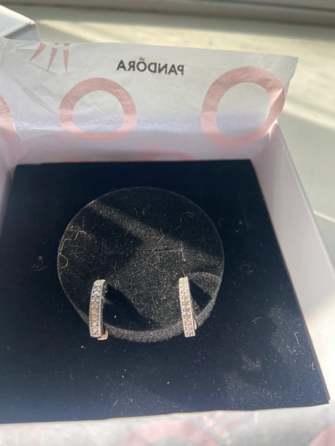 Pandora Pave Heart Hoop Earrings image indicator(3)