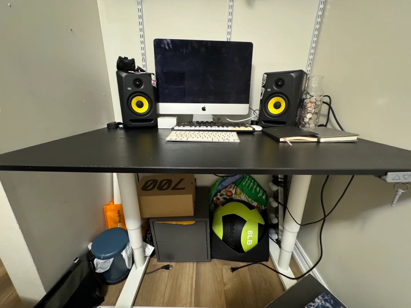 Adjustable Standing Desk IKEA BEKANT in black image indicator(3)