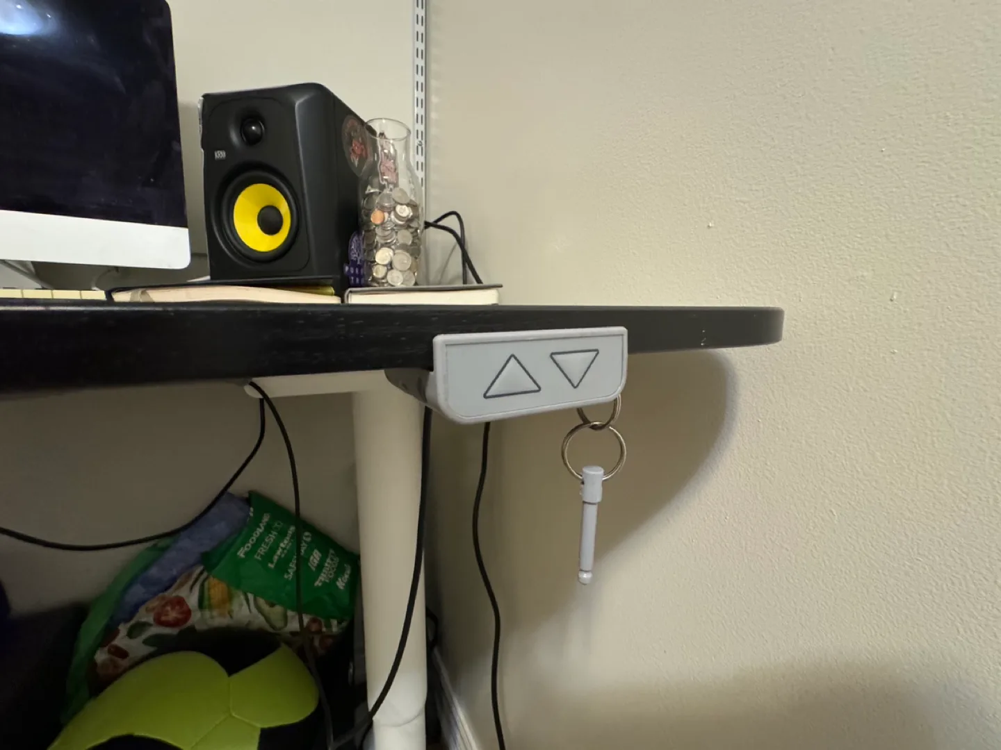 Adjustable Standing Desk IKEA BEKANT in black image indicator(8)