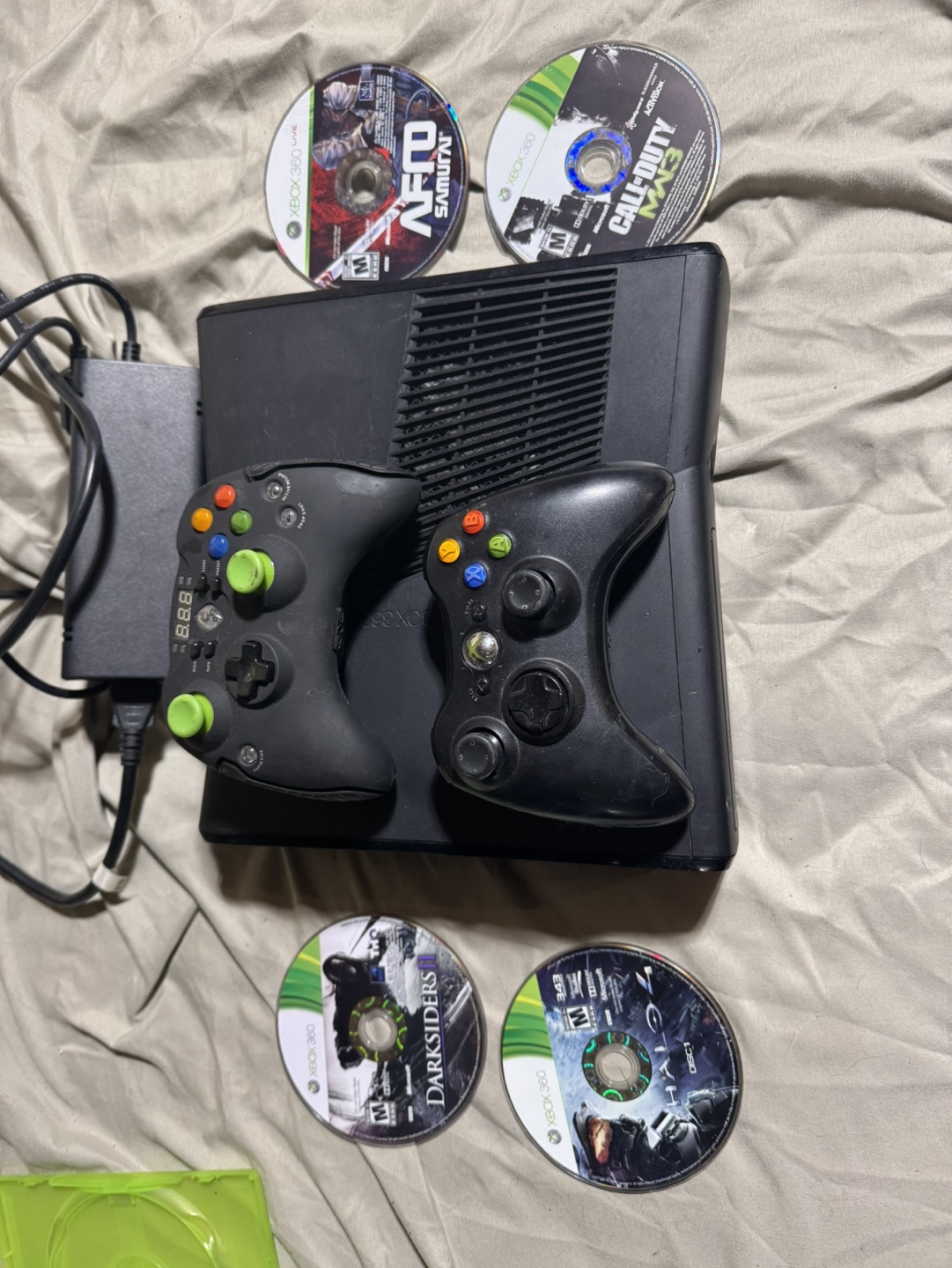 Xbox 360 320 GB Console with Games and Controllers