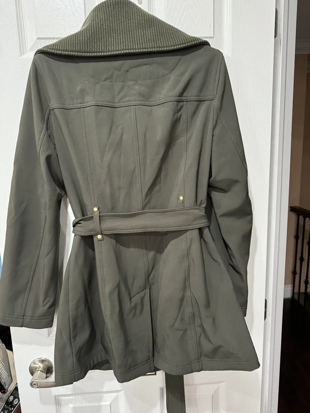 WOMEN CALVIN KLEIN JACKET LARGE NO DAMAGES AS GOOD AS NEW image indicator(3)