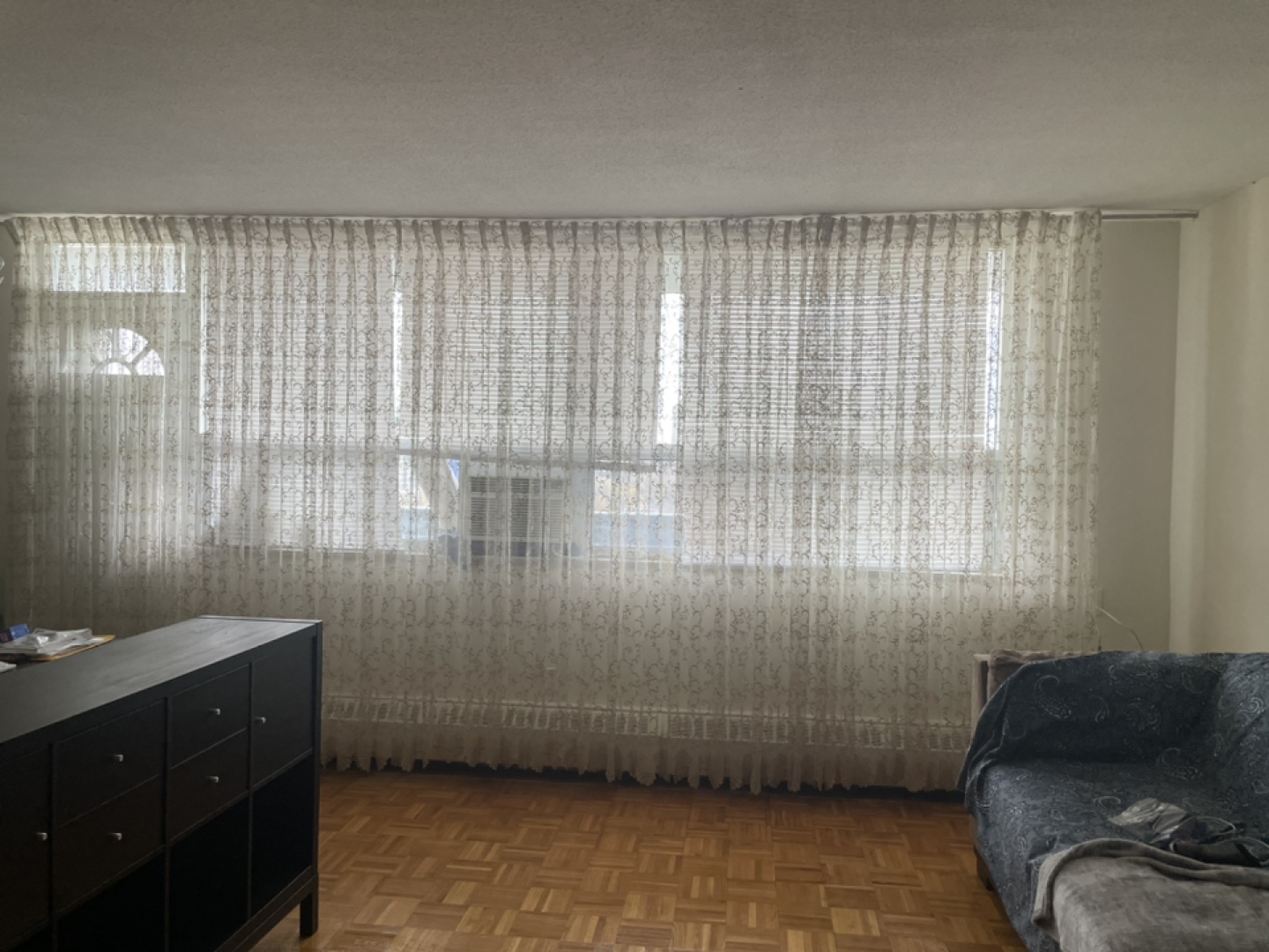 Sheer Curtains with Embroidered Design - photo 2