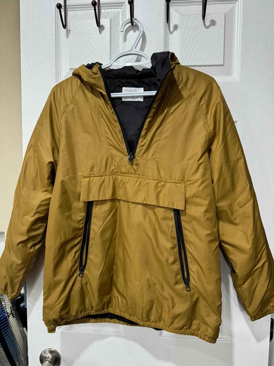 BOYS LIGHT SPRING OR FALL JACKET SIZE 13 14 NEVER WORN NO TAG image indicator(2)