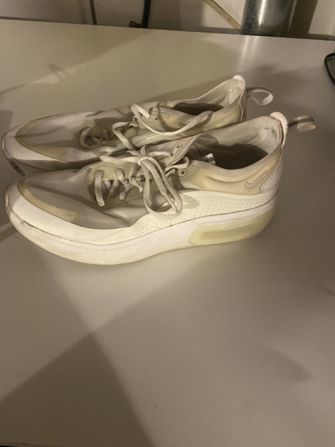 Nike Air Max 270 Sneakers