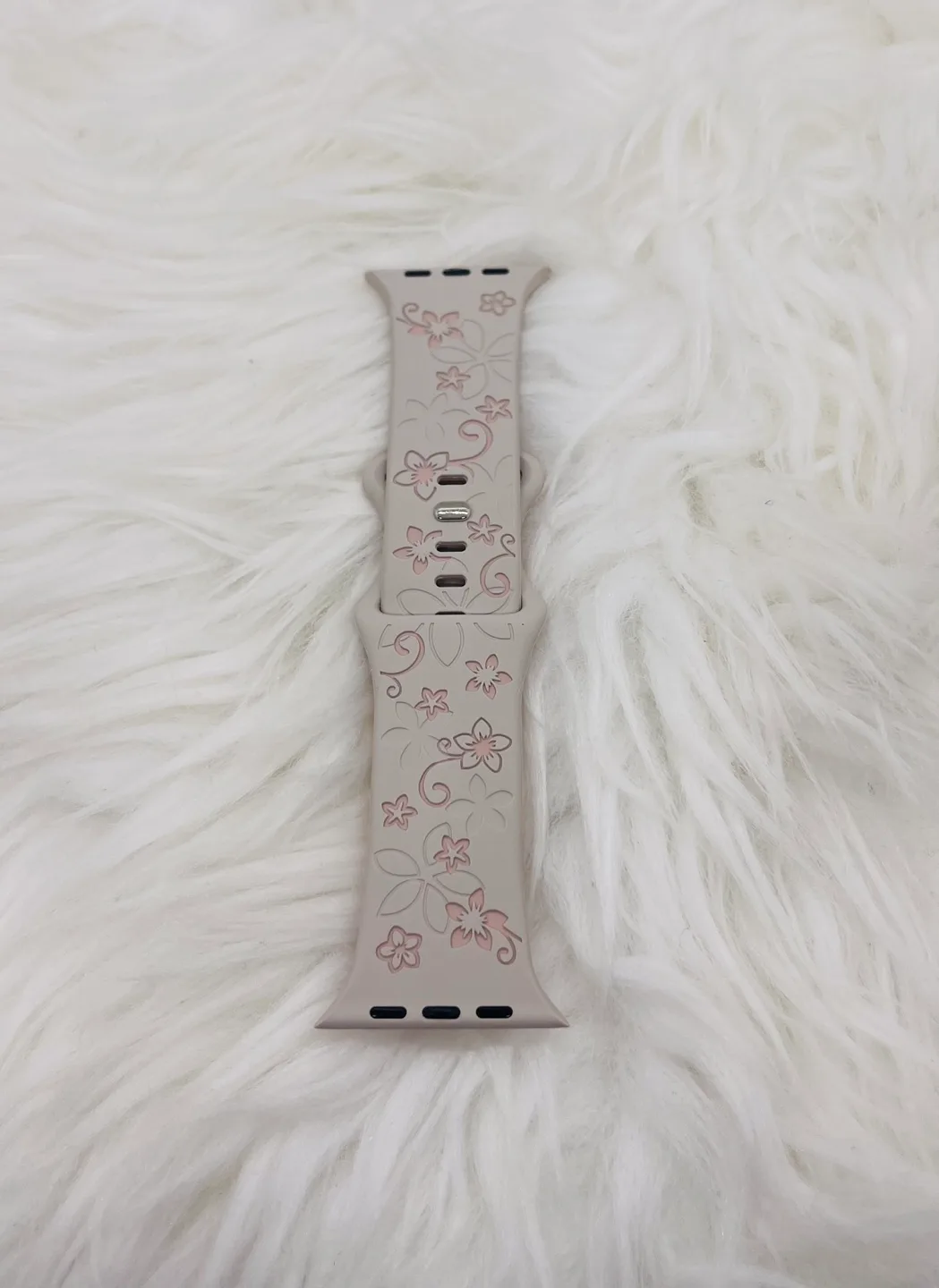 Stylish Floral Engraved Silicone Apple Watch Band image indicator(5)