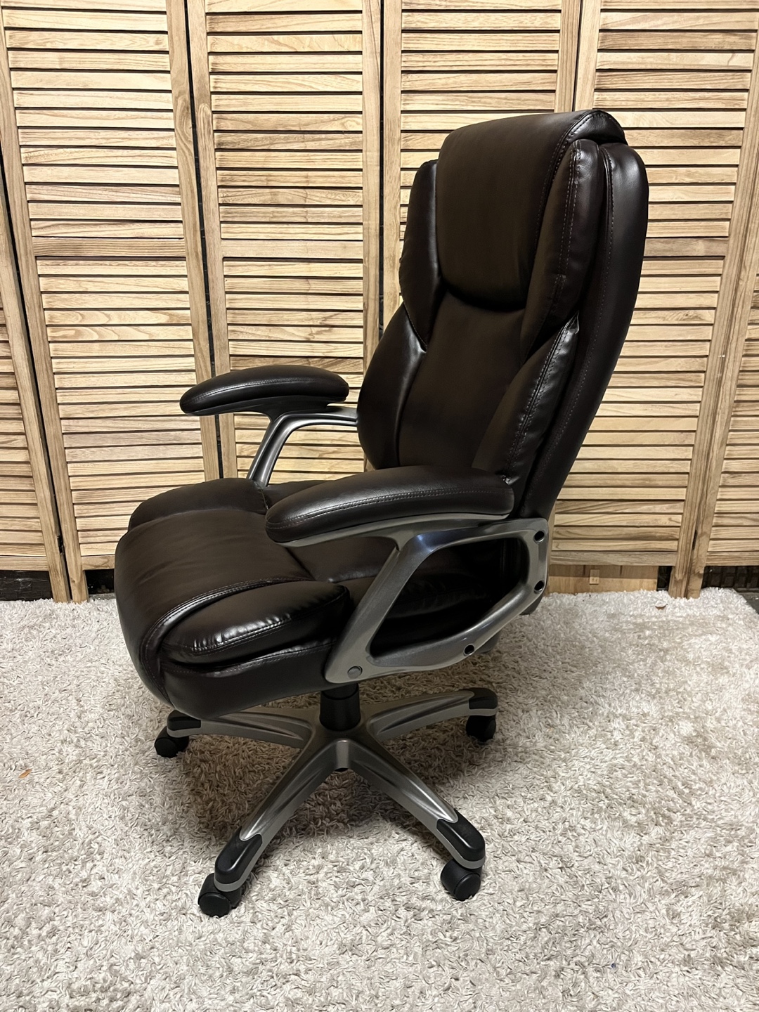 Office Chair - photo 3