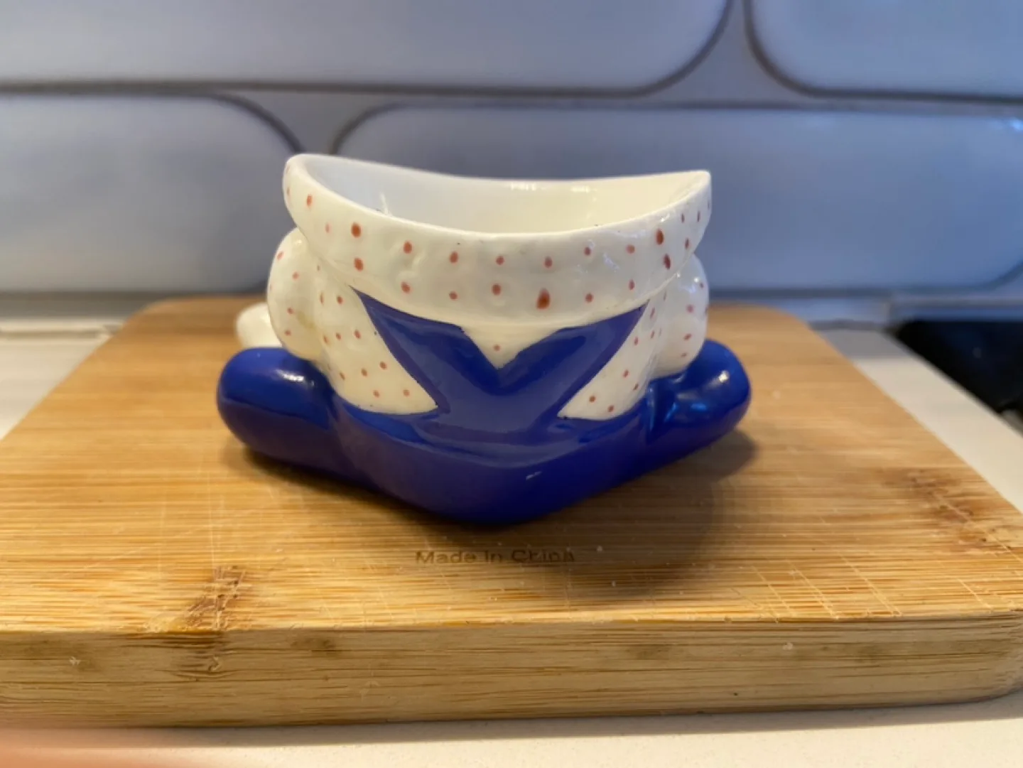 Vintage Millard Lister Humpty Dumpty Egg Cup image indicator(2)