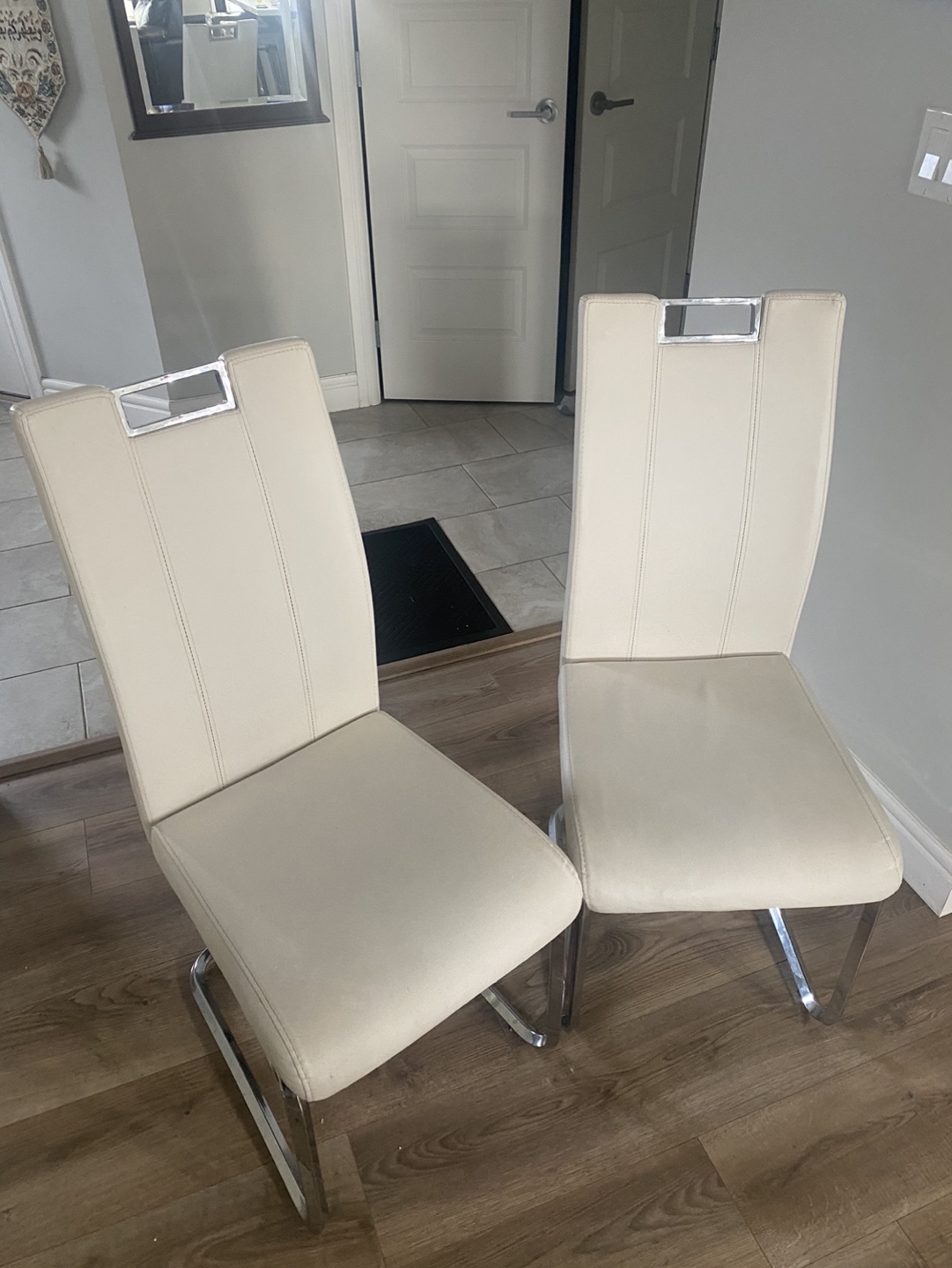 Set of 2 White Faux Leather Dining Chairs