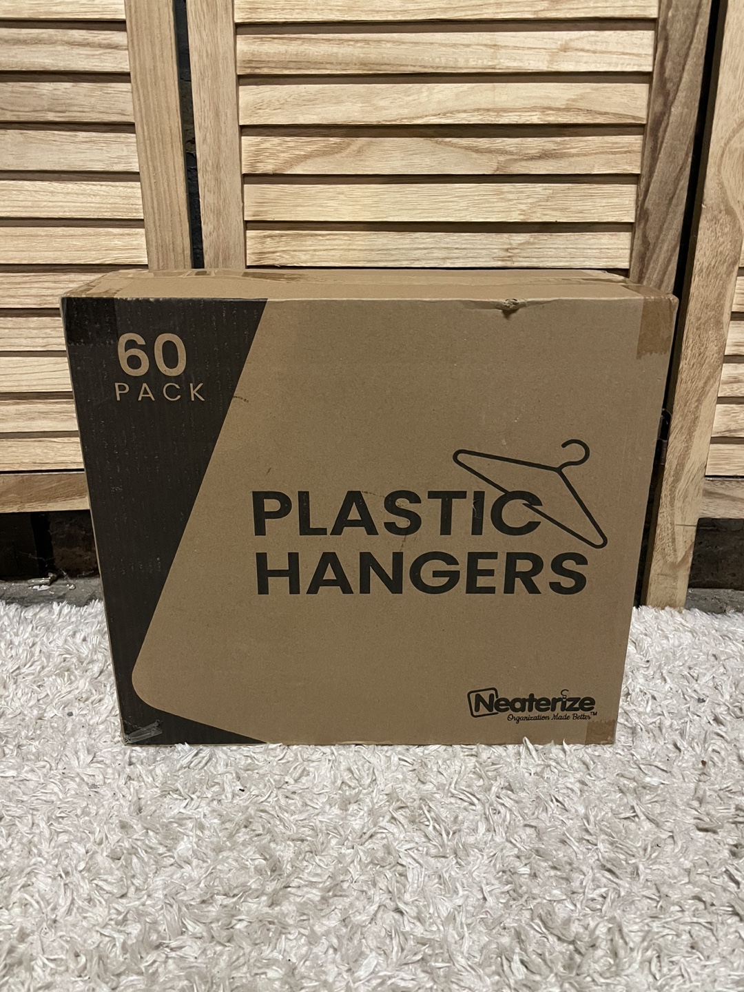 60 Pack Plastic Hangers