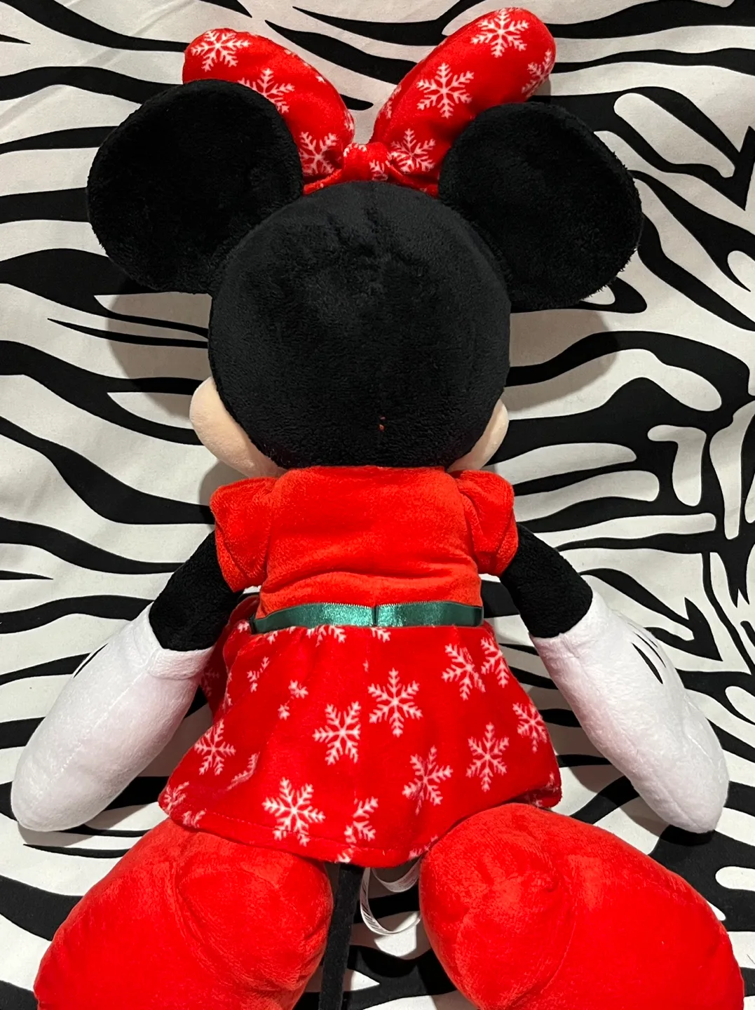 Disney Christmas Minnie Mouse Plush Toy image indicator(6)