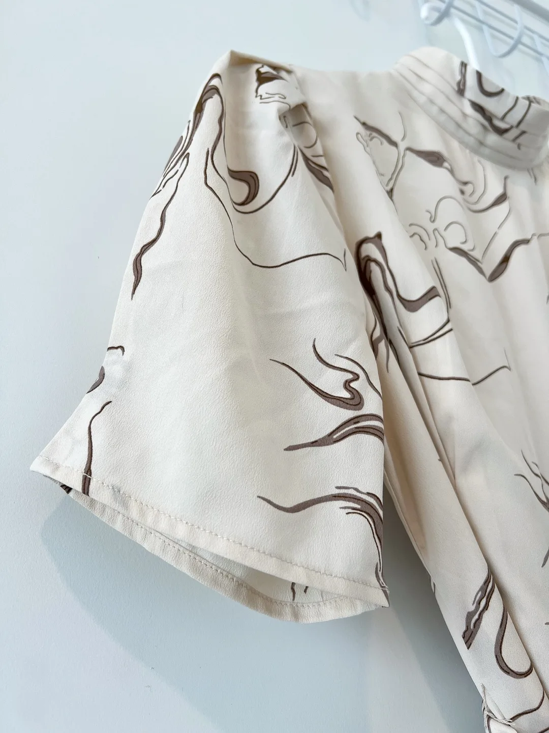 Oak + Fort midi dress cream&brown with marble print Size S image indicator(10)