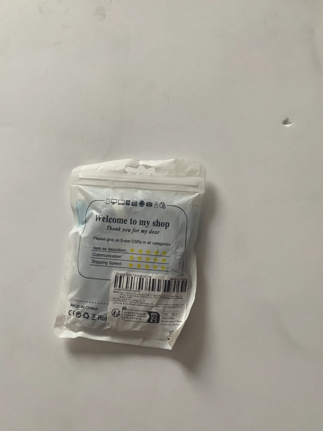 Braided Lightning to USB-C Charging Cable image indicator(3)