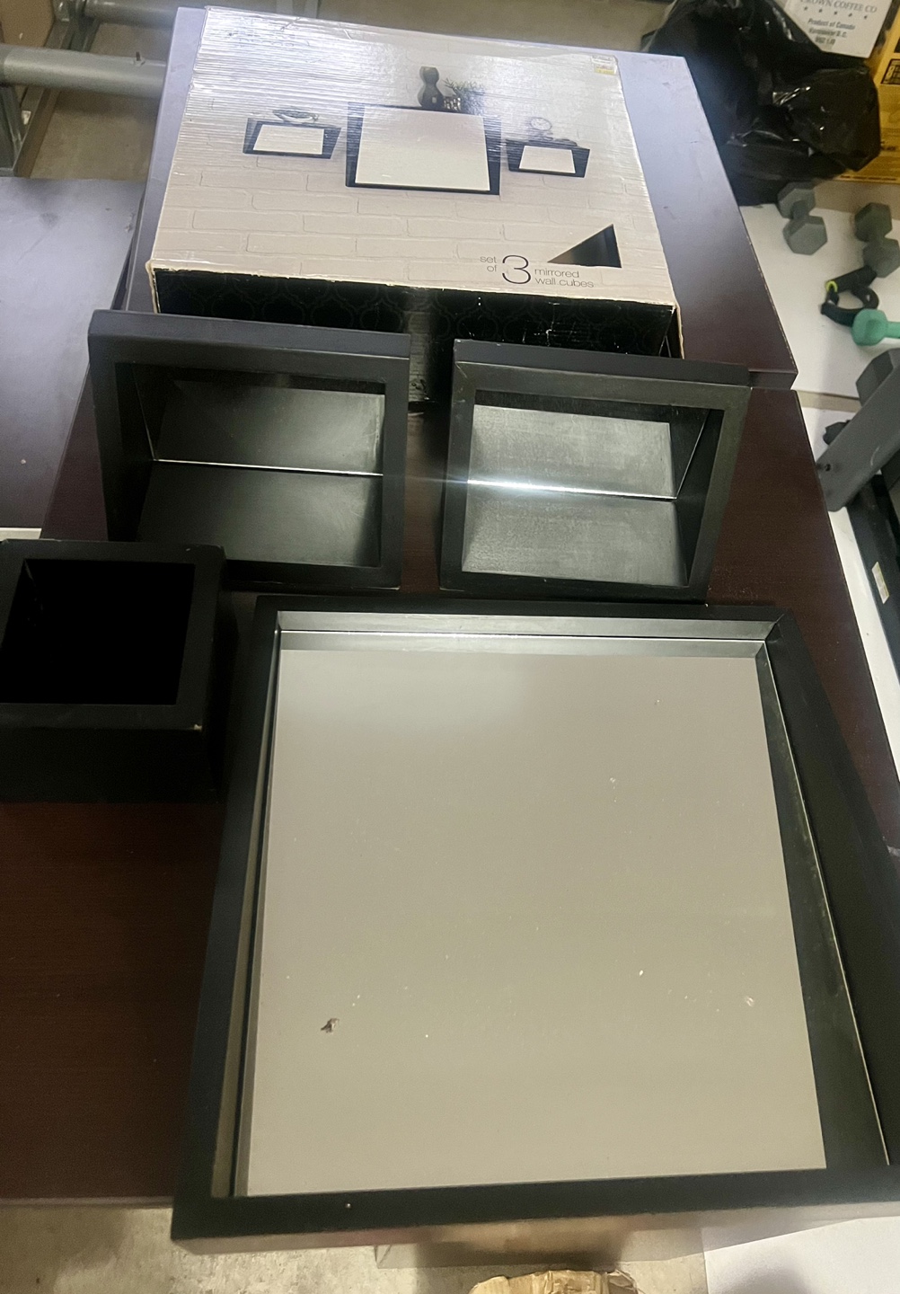 Set of 3 Mirrored Wall Cubes - photo 3