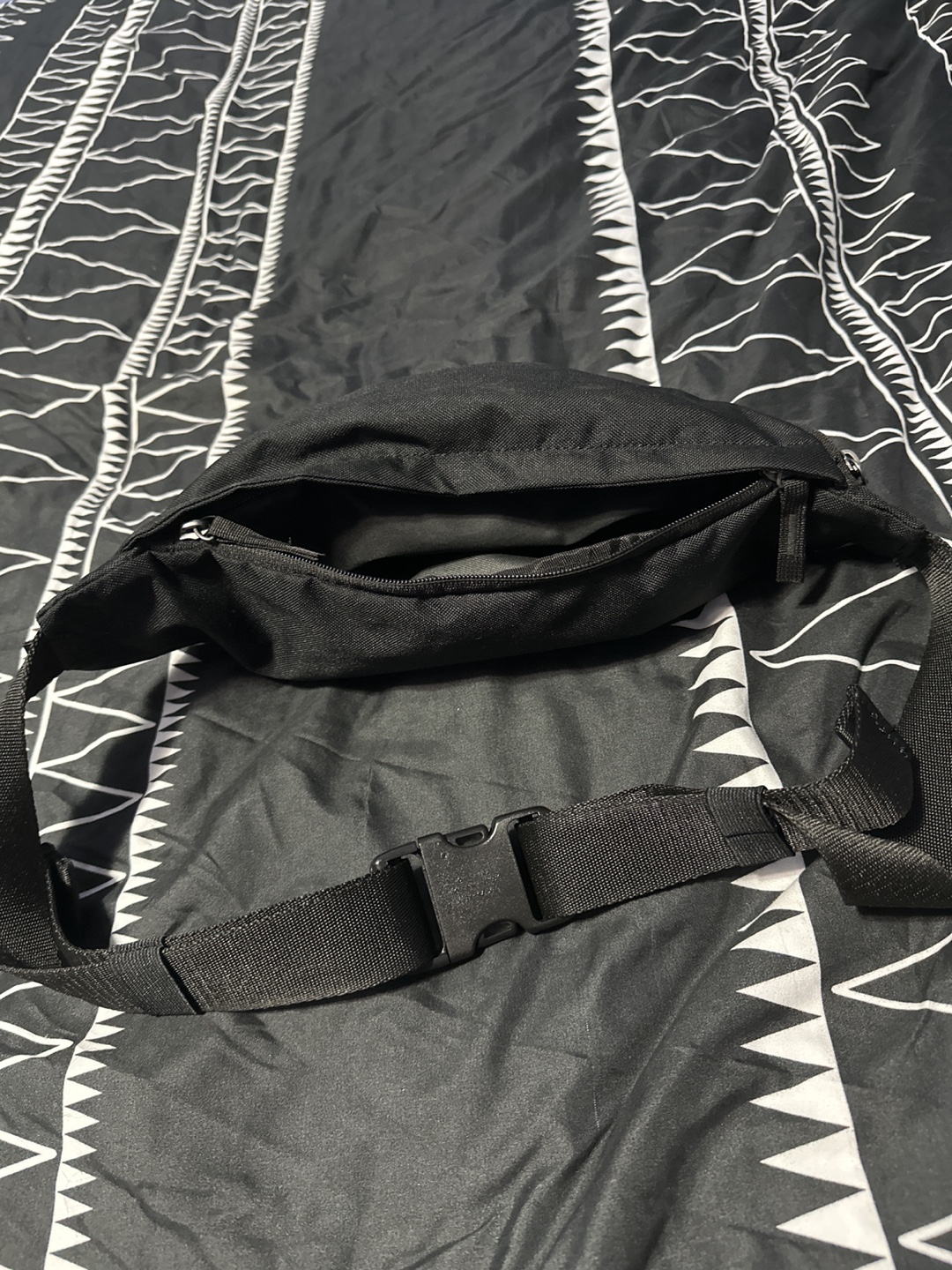 Black Nike Fanny Pack - photo 3