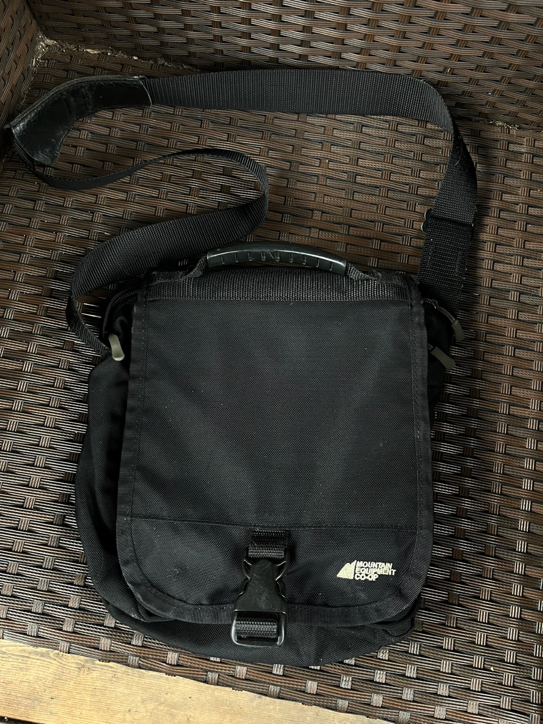 Vintage MEC Mountain Equipment Coop crossbody bag Karrot