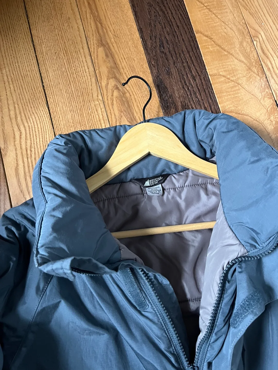 Vintage MEC Mountain Equipment Co-op Down parka Jacket image indicator(2)