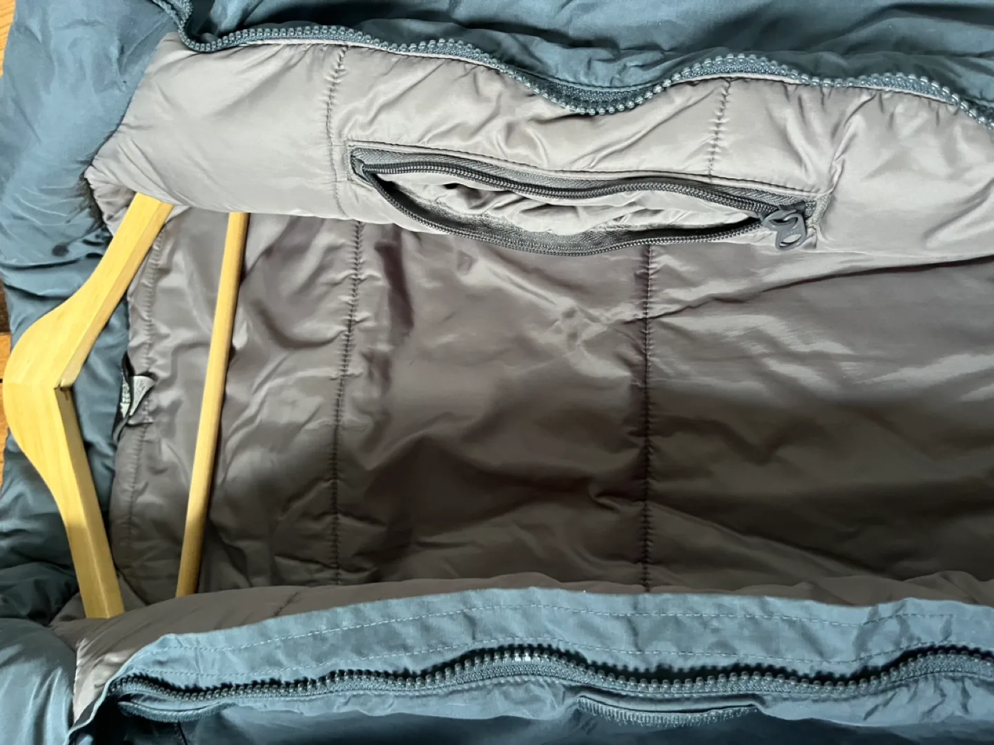 Vintage MEC Mountain Equipment Co-op Down parka Jacket image indicator(9)