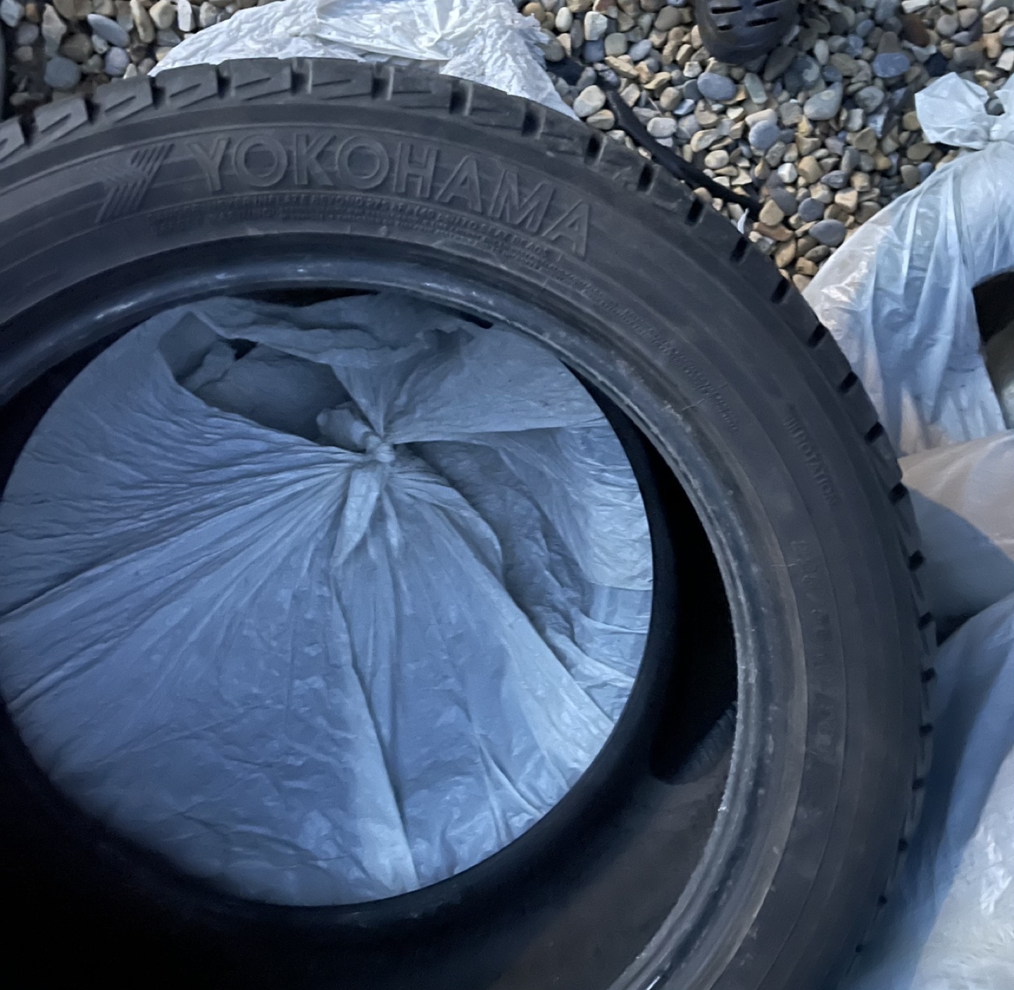 3 Yokohama Winter Tires 225/55R18 - photo 4