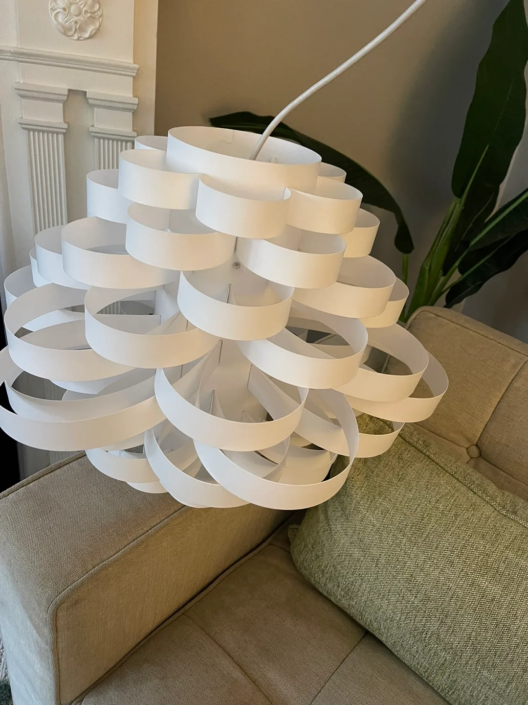 White Modern Pendant Light Fixture image indicator(3)