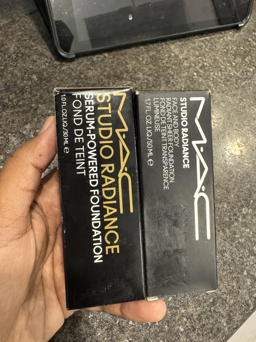 MAC Studio Radiance Serum-Powered Foundation - N63 & W9 - photo 3