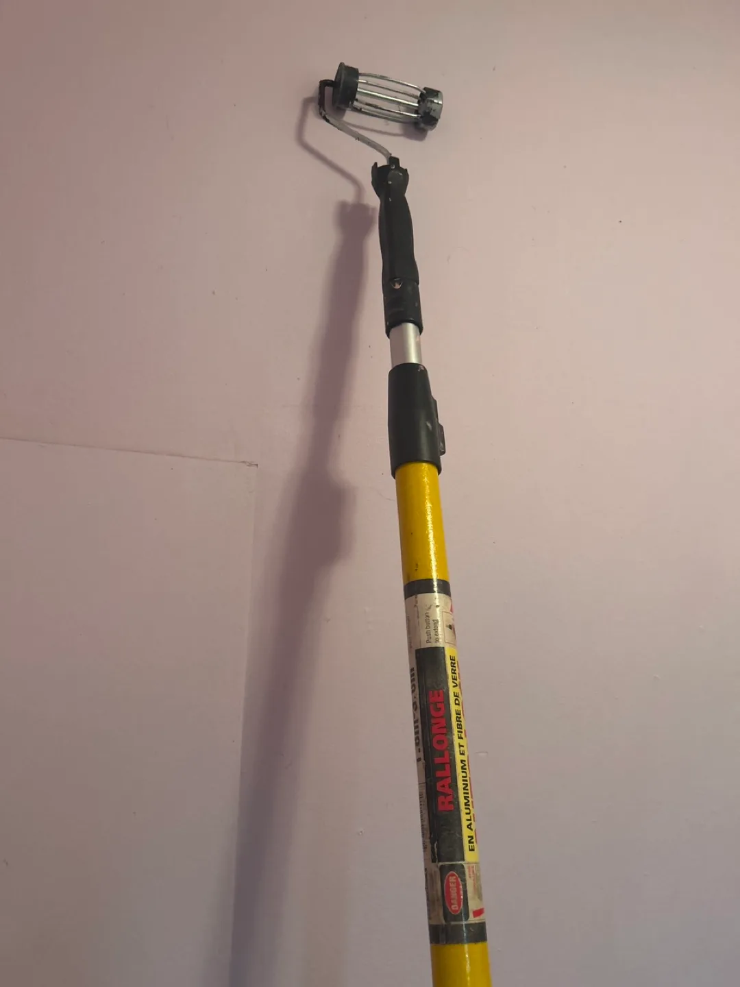 Auto-Lock Painting Extension Pole image indicator(4)