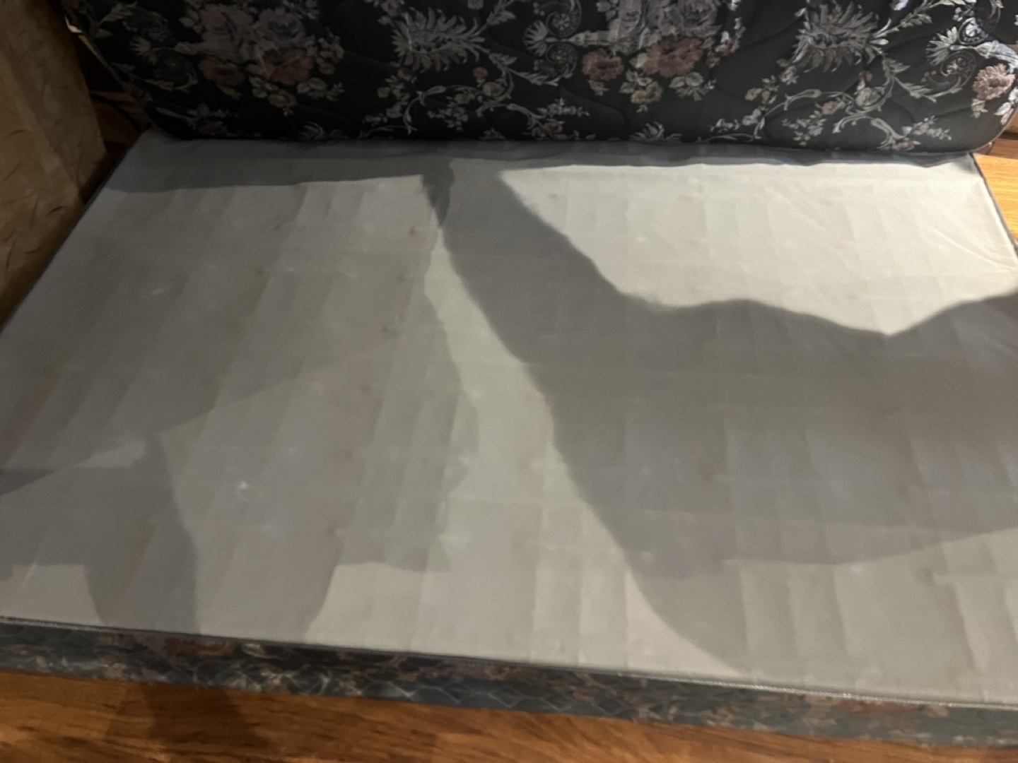 Free Double Mattress Box