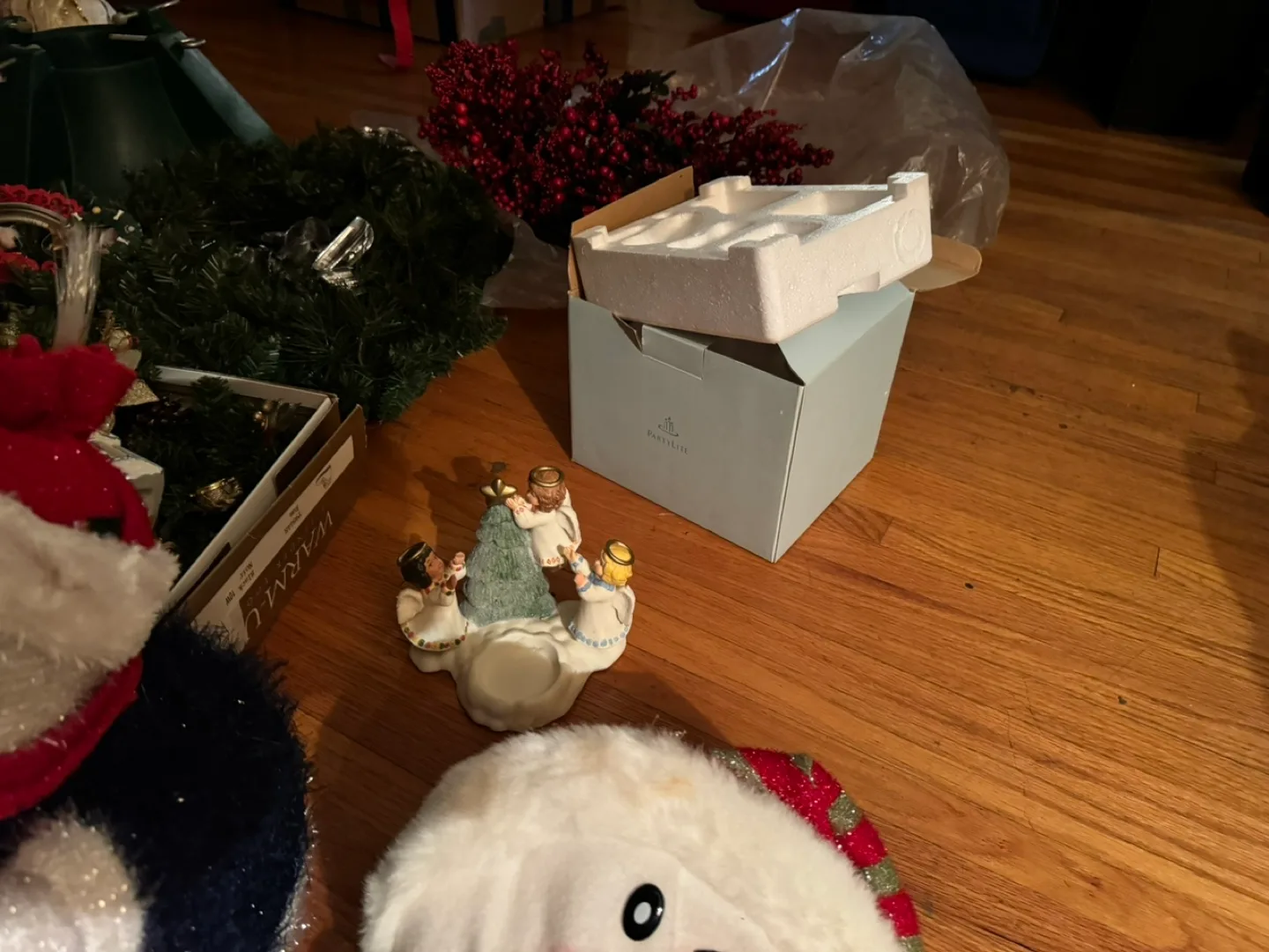 Christmas Decorations Lot image indicator(7)