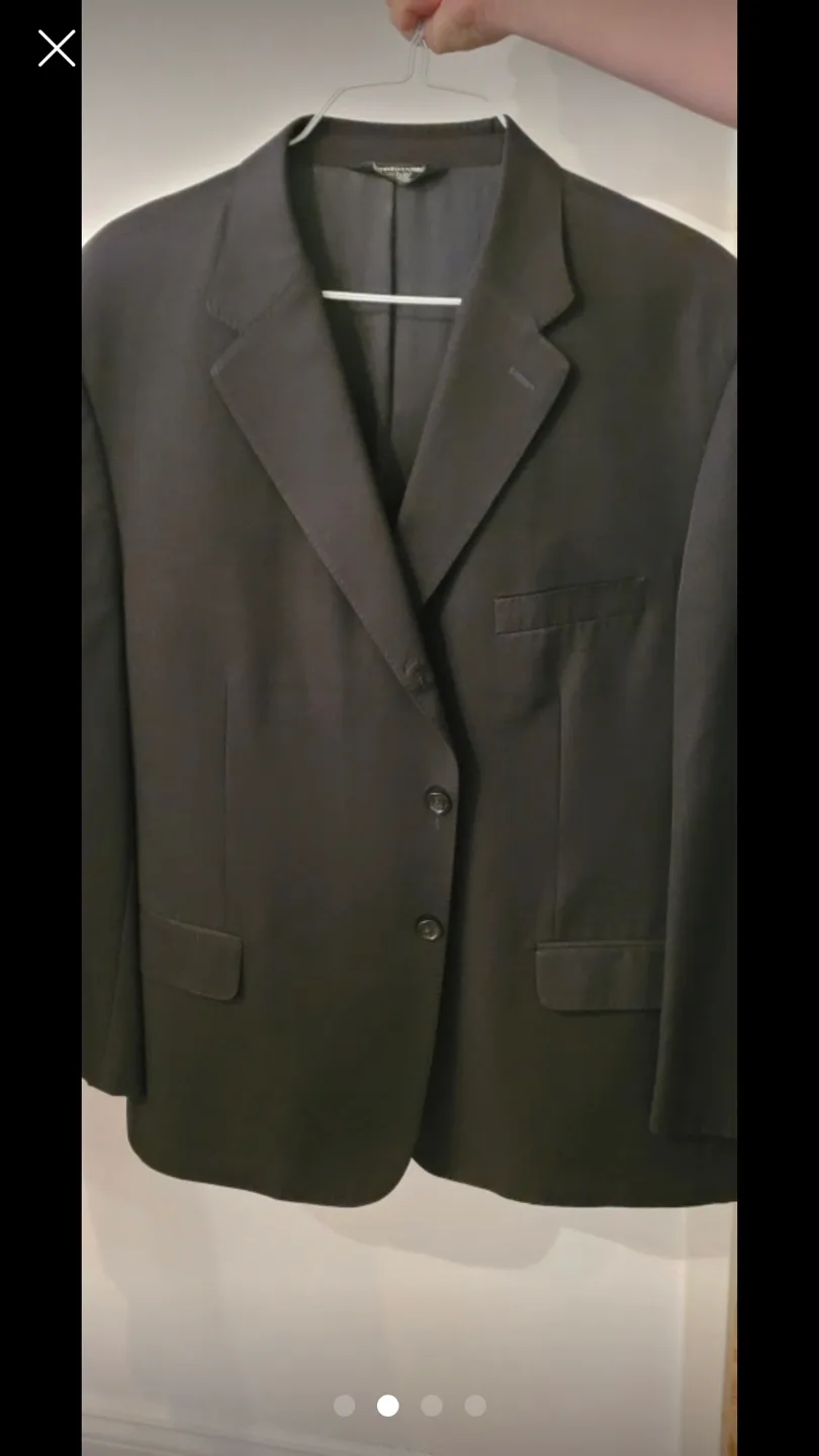2  Men’s Suit Jackets in excellent condition thumbnail