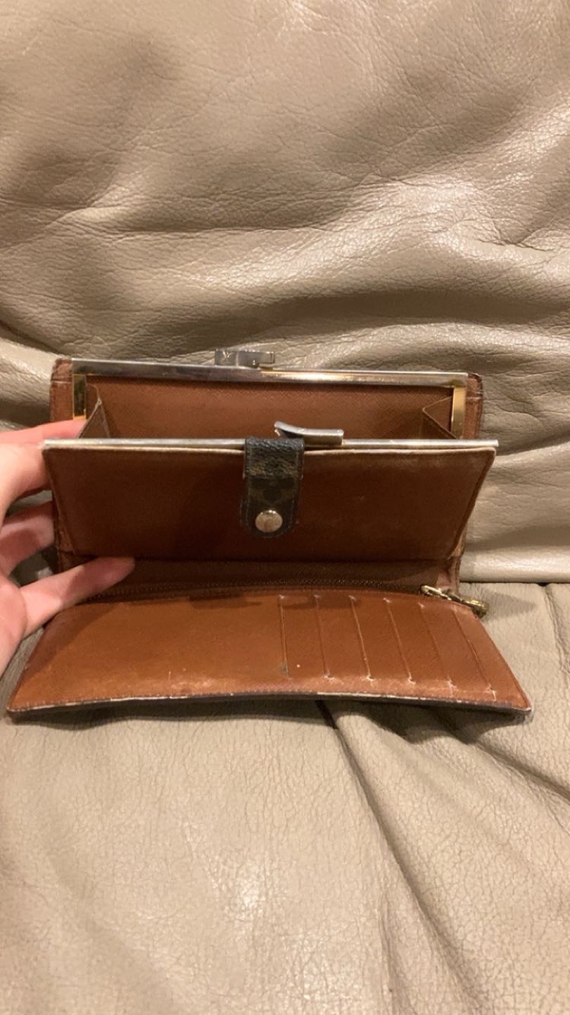 Vintage Louis Vuitton Wallet - photo 4