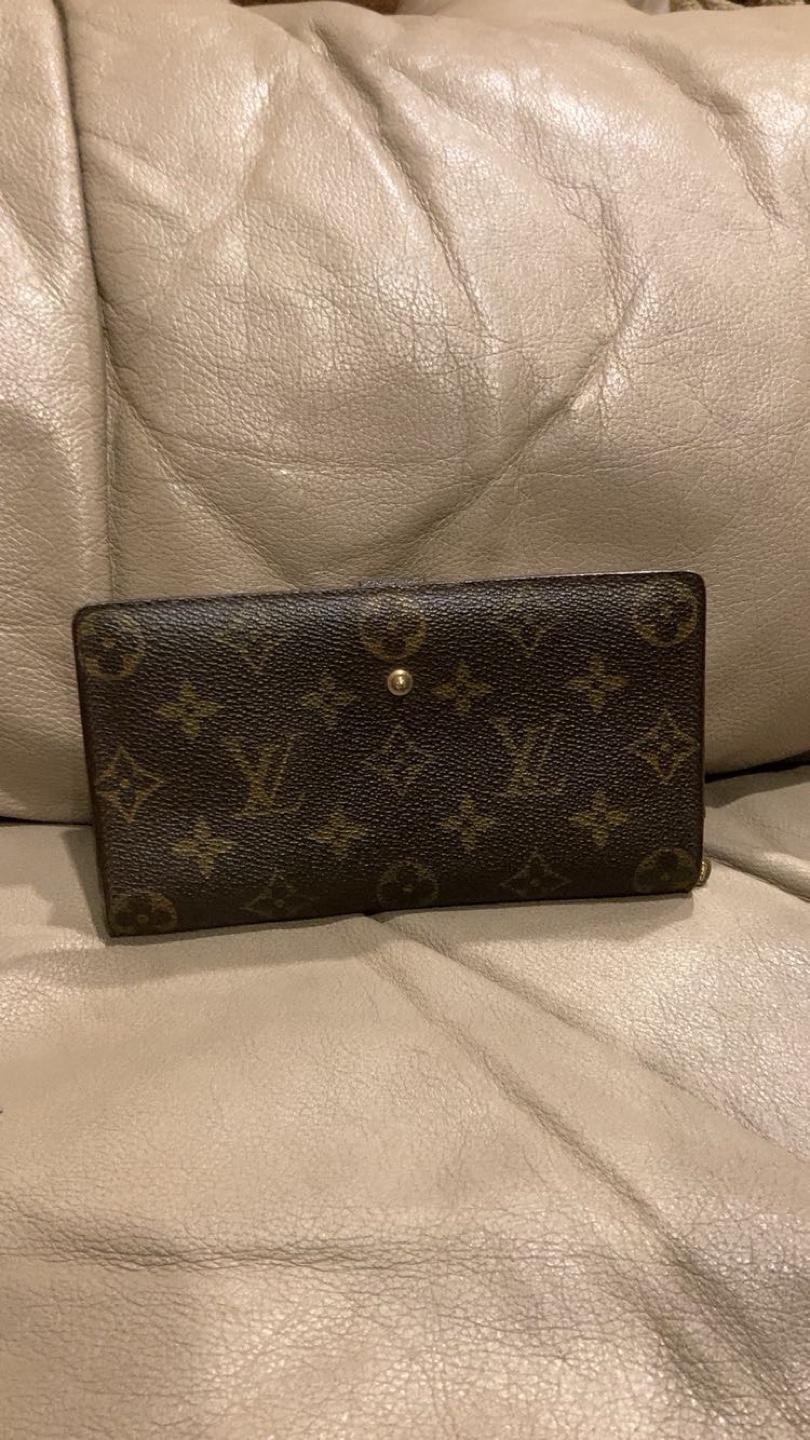 Vintage Louis Vuitton Wallet - photo 3