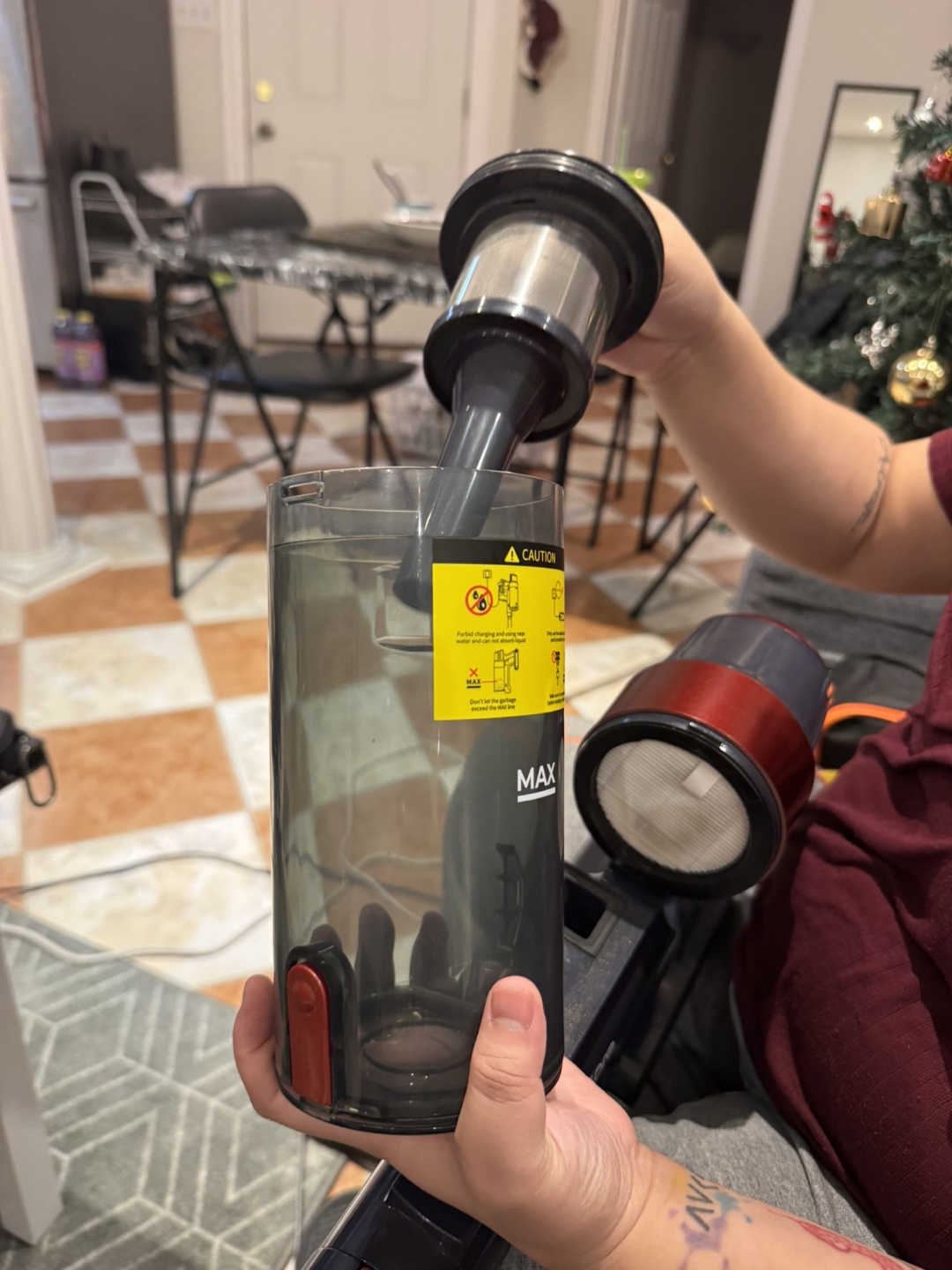SunSare Cordless Vacuum Cleaner - photo 2