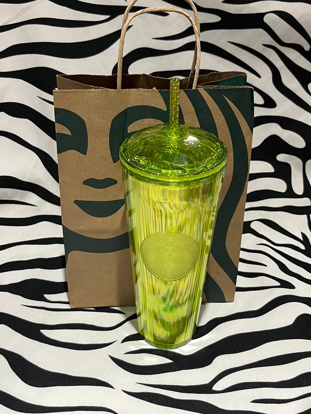 Starbucks Line Kaleidoscope Cold Cup image indicator(3)