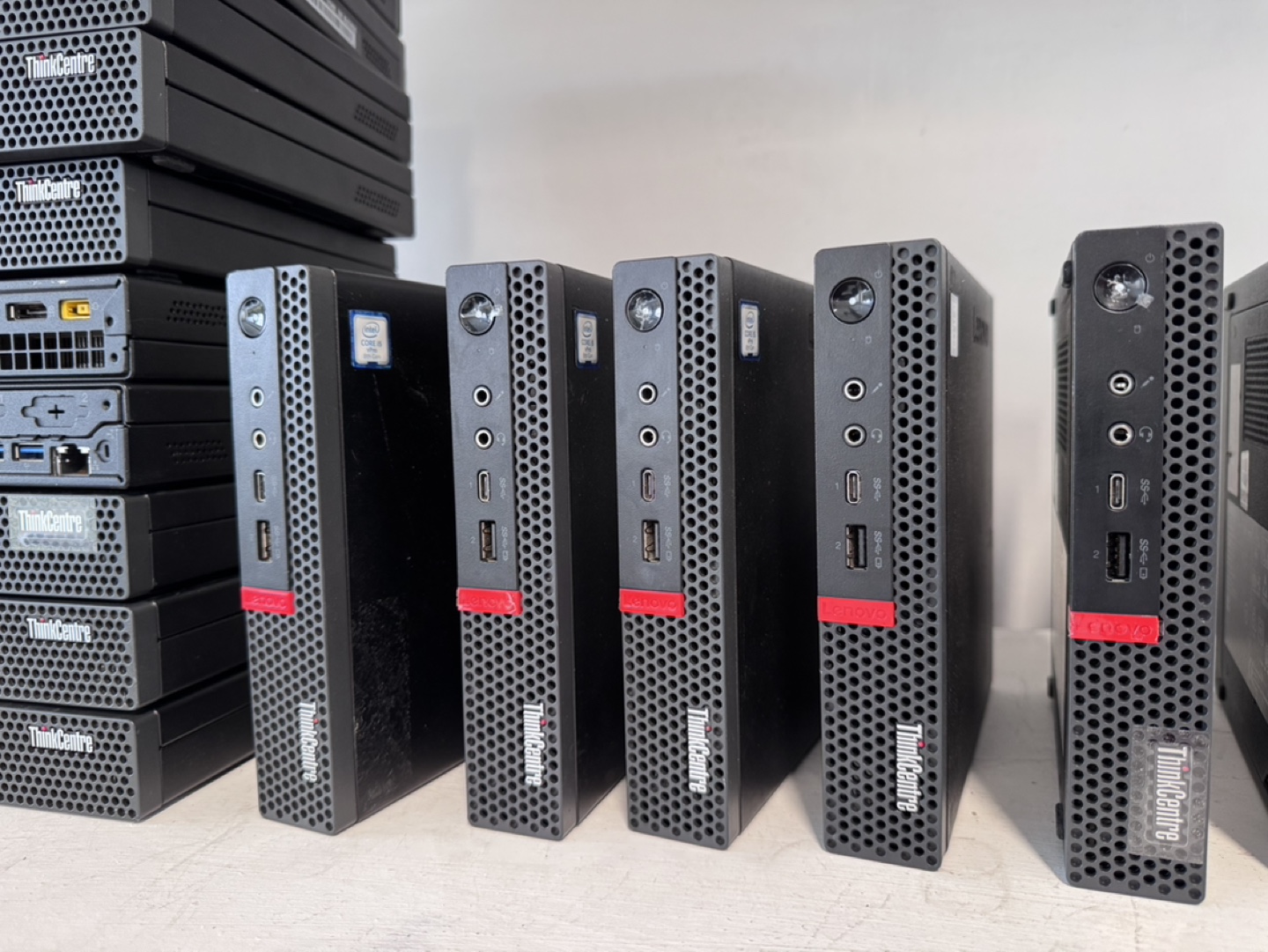 Lenovo i5-8th.6 CORE/8/16/256/512GB wifi desktops
