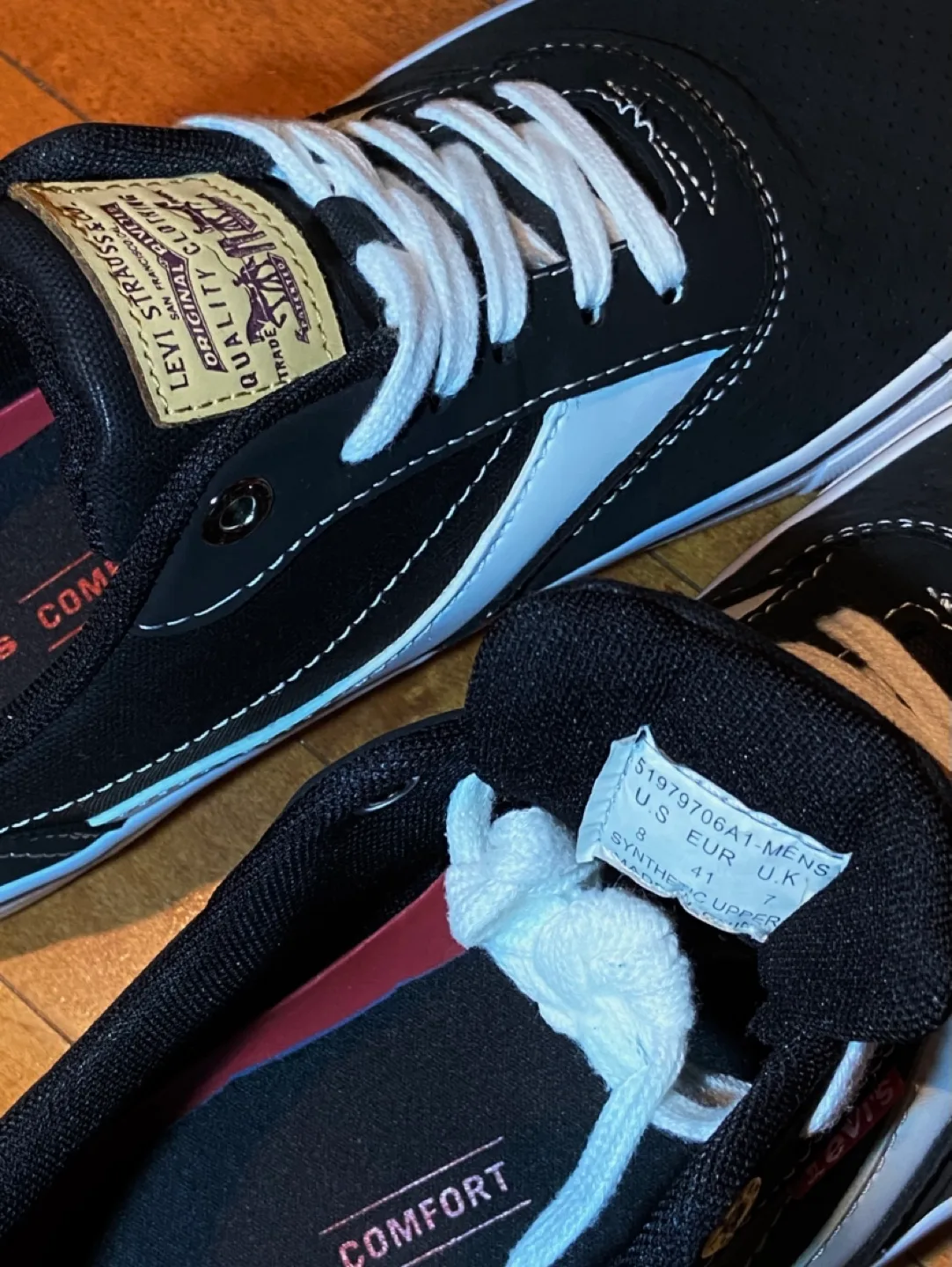 Levi's Mens Black Skate Sneakers Shoes Size 8 image indicator(4)