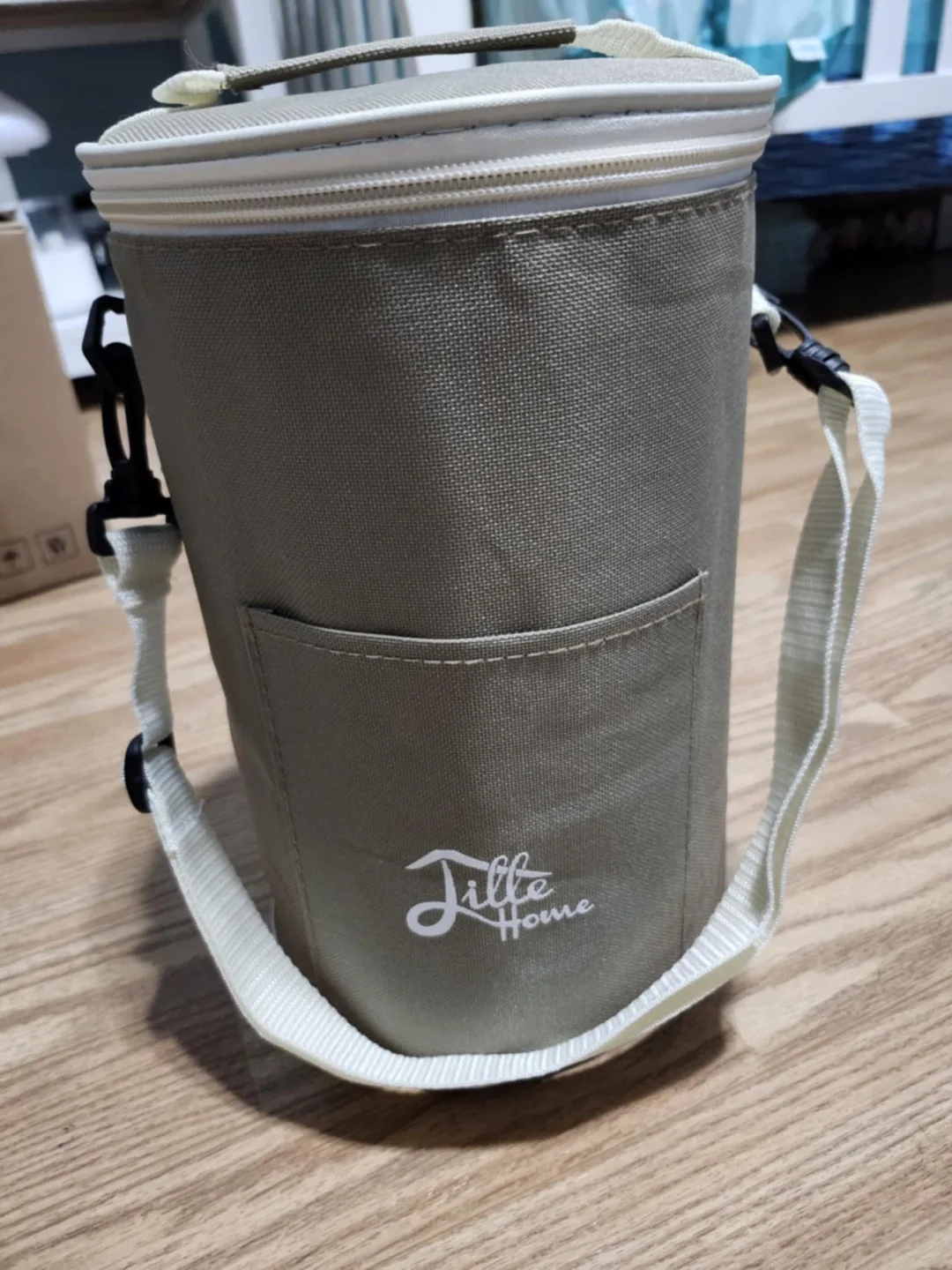Jille Home Stackable Lunch Box with Insulated Bag 🥕 image indicator(3)