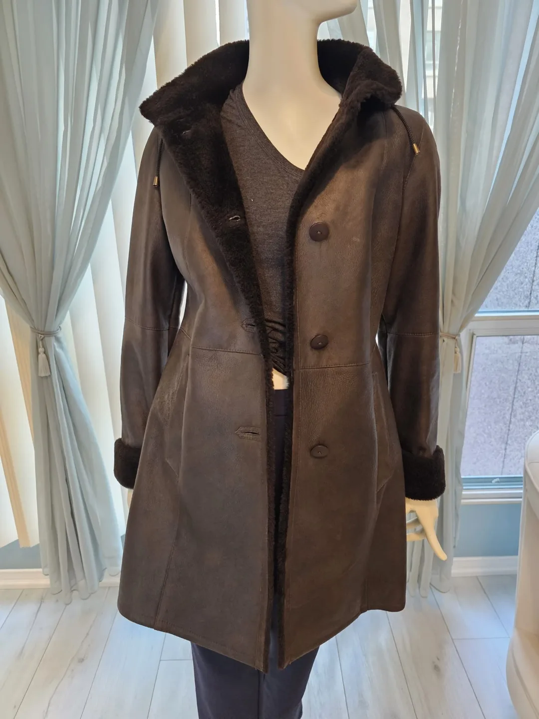 Brown Sheepskin Coat with Fur Hood image indicator(2)