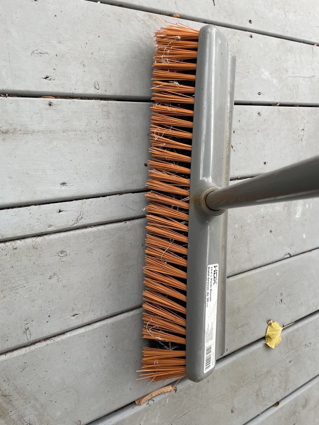 MOVING SALE: HDX 19.6” Push Shop Broom - photo 3
