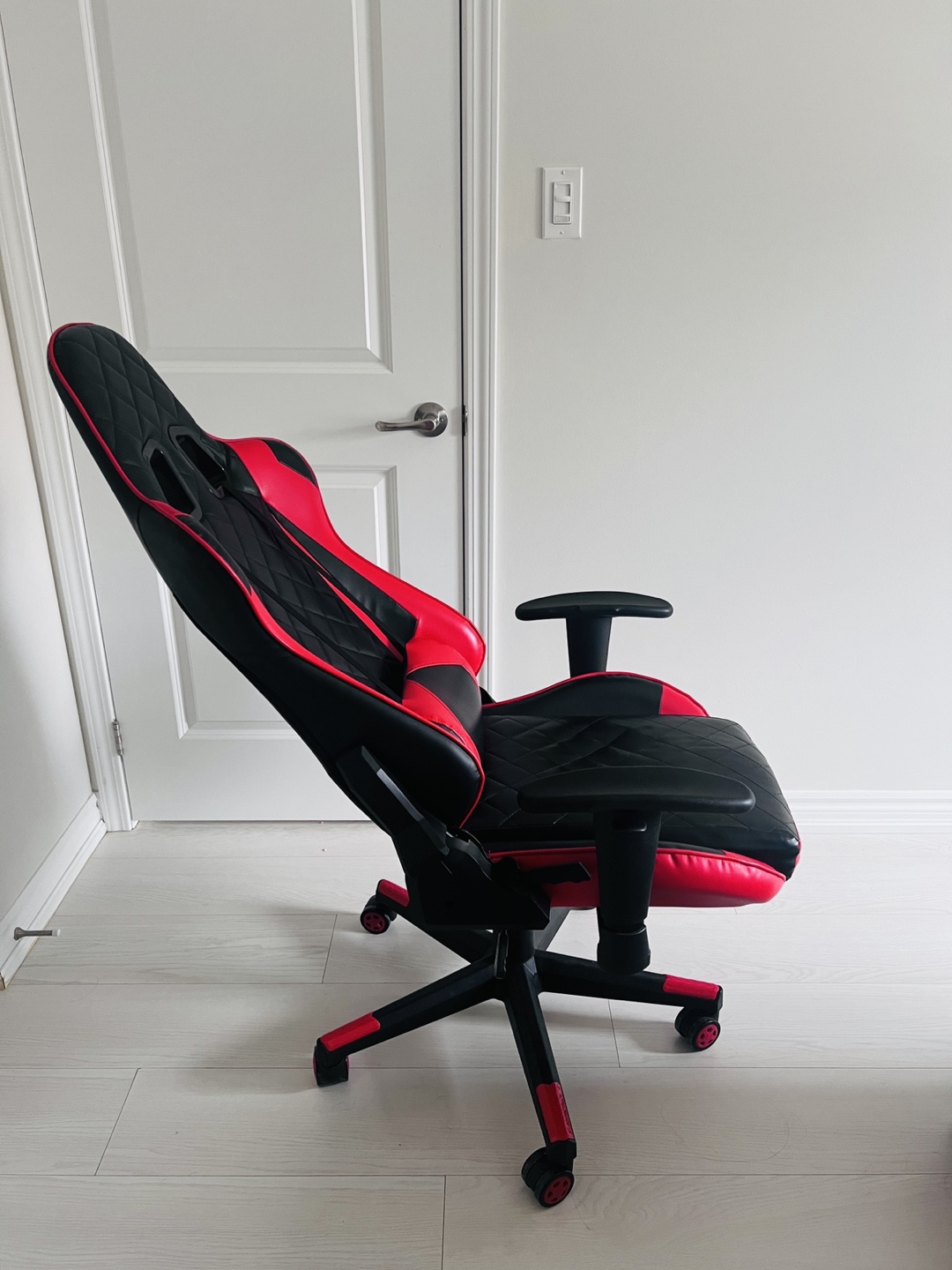 Gaming Chair - photo 2