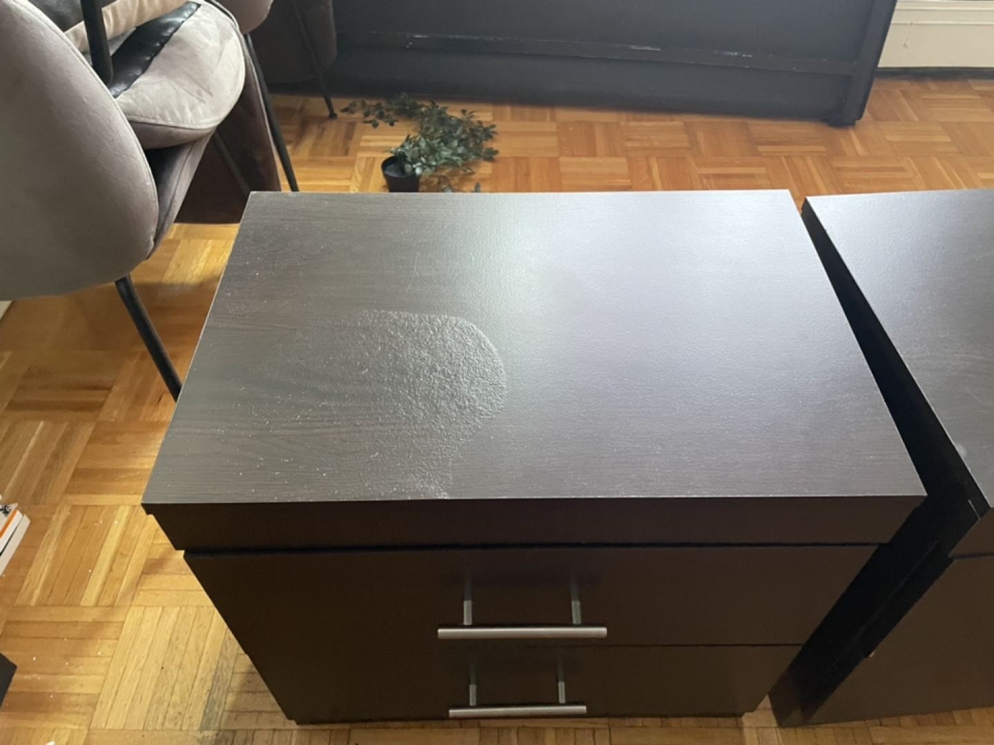 Nightstand with two drawers - photo 4