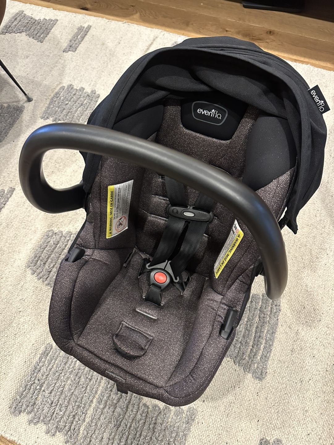Eventflo rear facing car seat