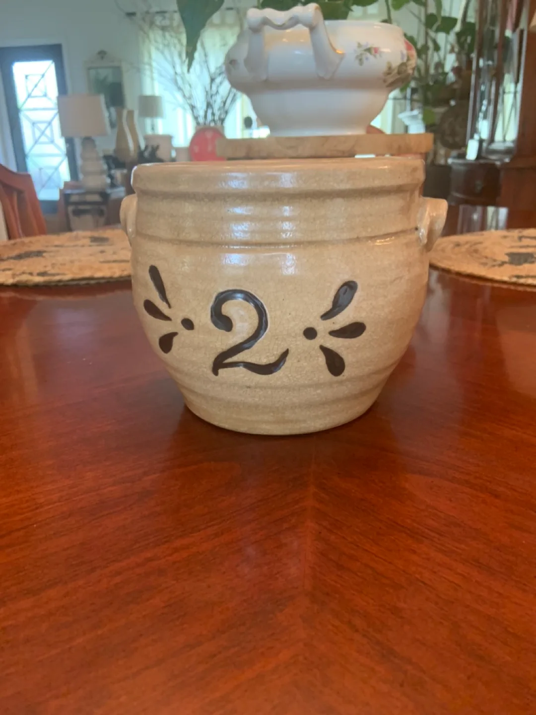 Vintage Pottery Crock with Handles image indicator(4)