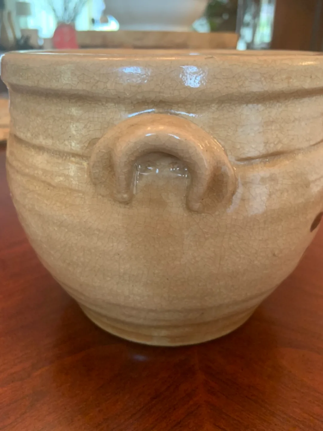 Vintage Pottery Crock with Handles image indicator(6)