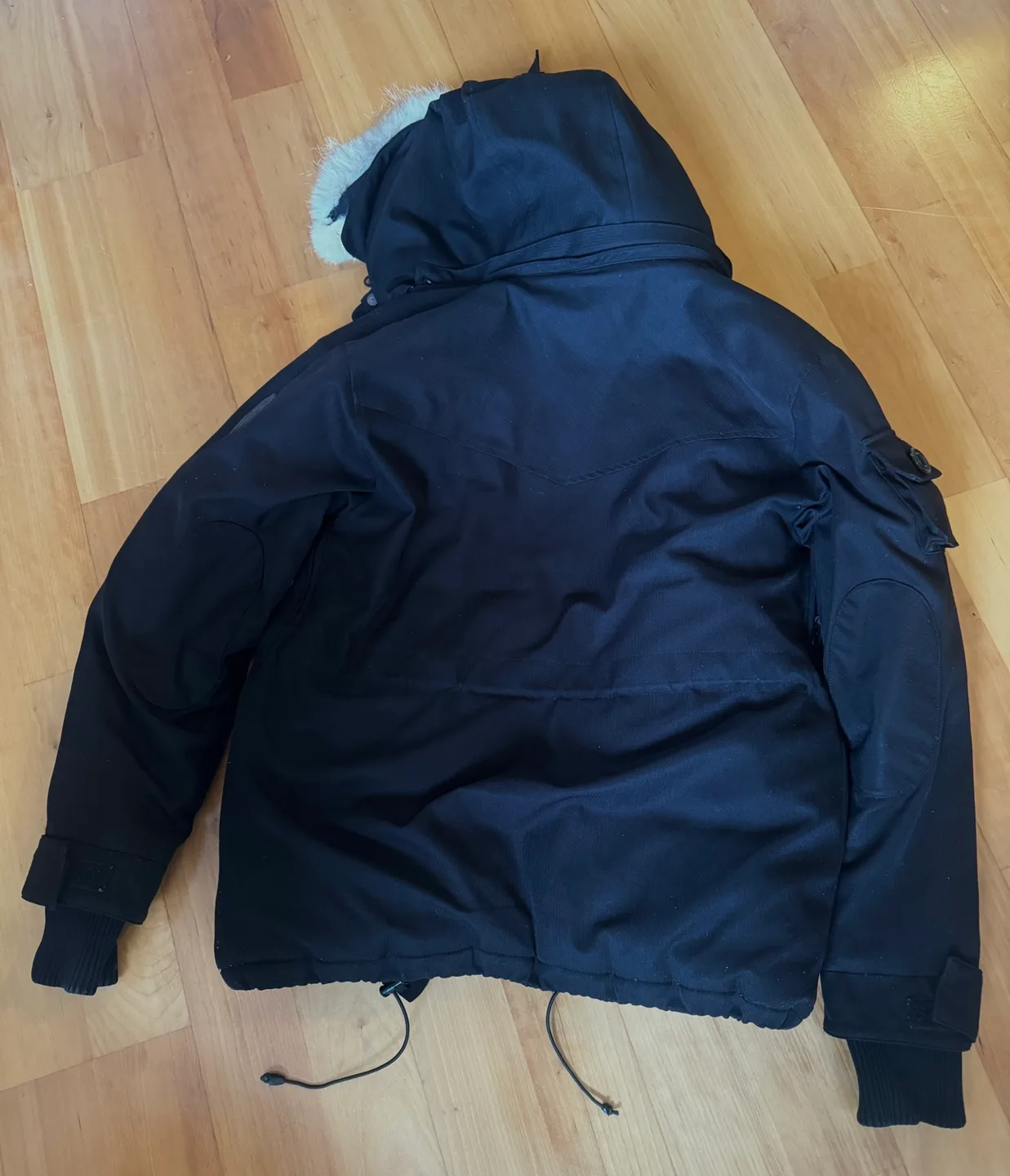 Nobis Men’s Winter Jacket image indicator(4)