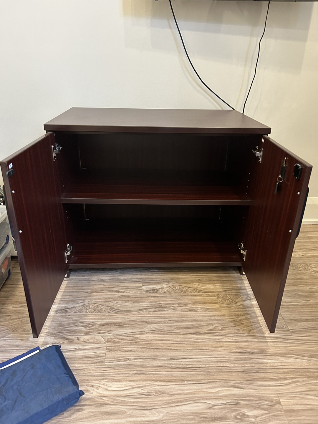 Office Cabinet with Lock and Shelves - photo 3