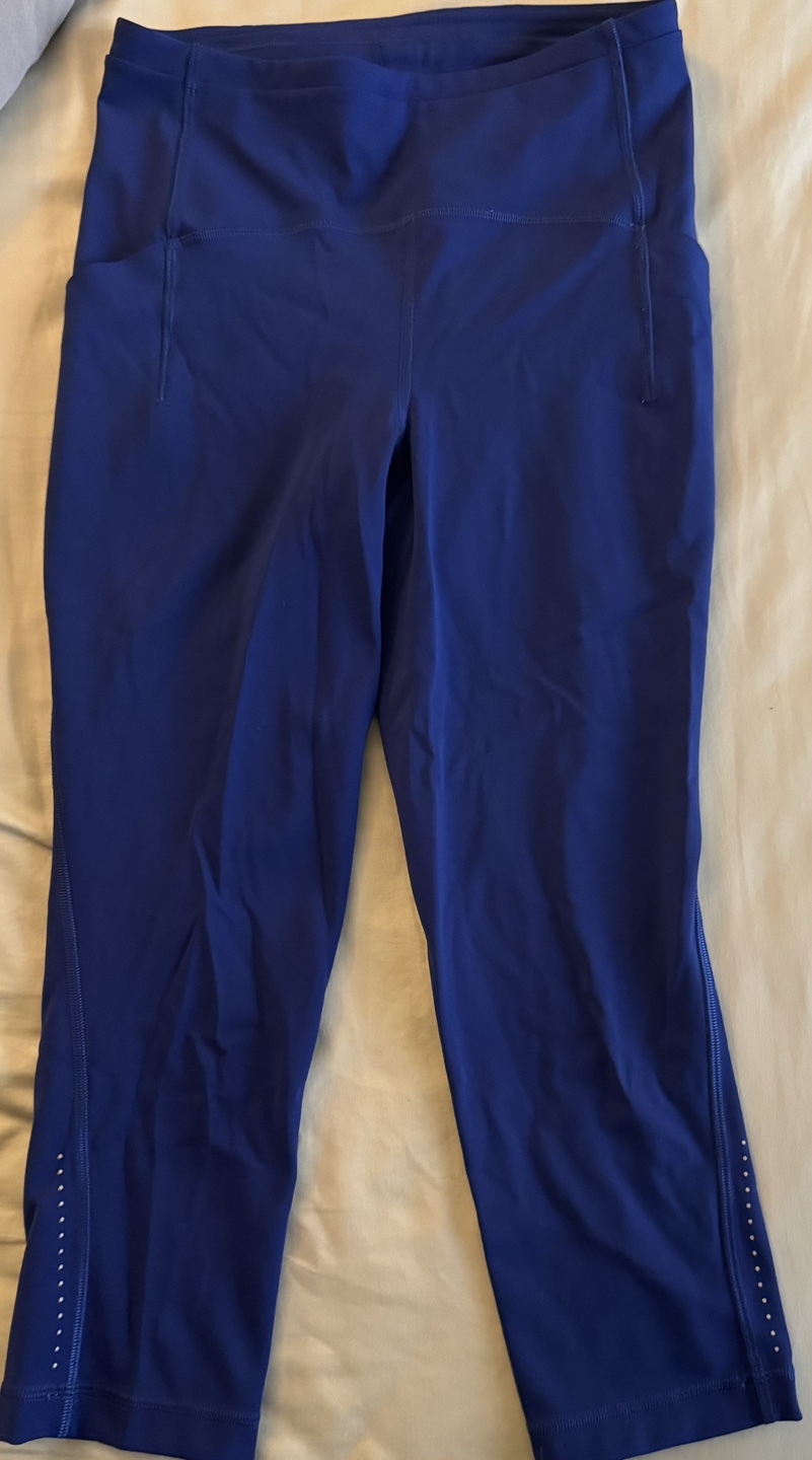 Lululemon swift high crop 21” size 6 - photo 3