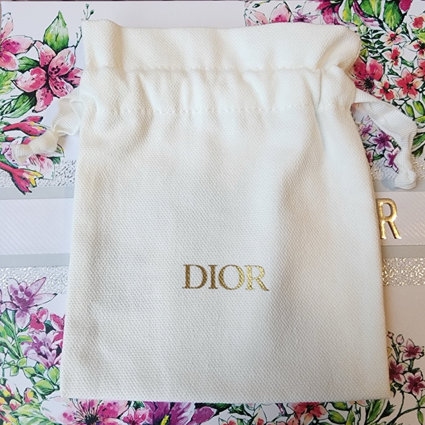 Dior Beauty small cloth bag - photo 2