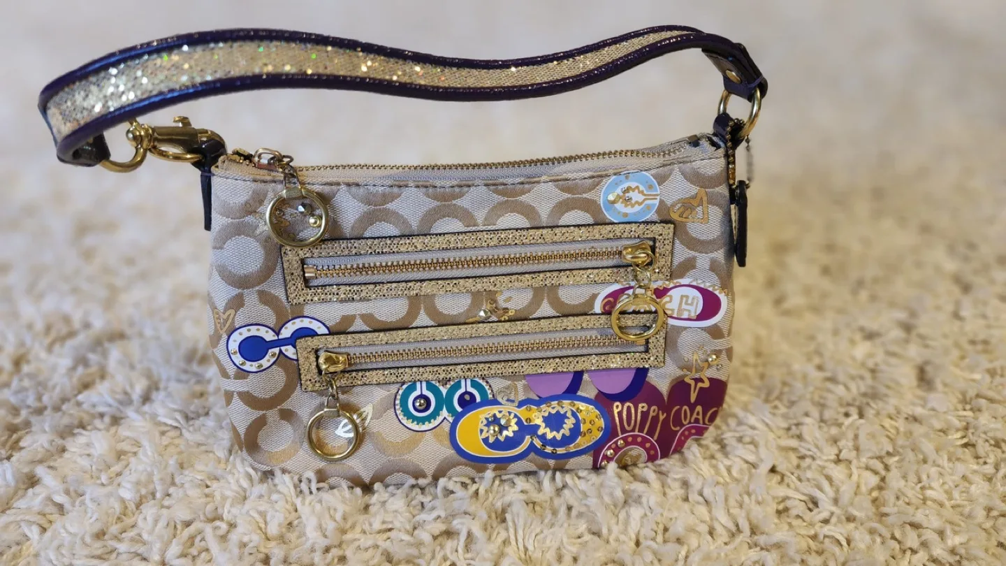 Authentic Coach Poppy  Bag thumbnail