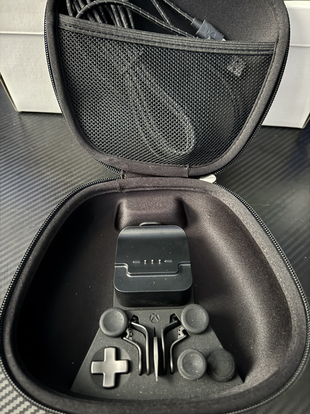 Xbox Elite Series 2 Controller - photo 2