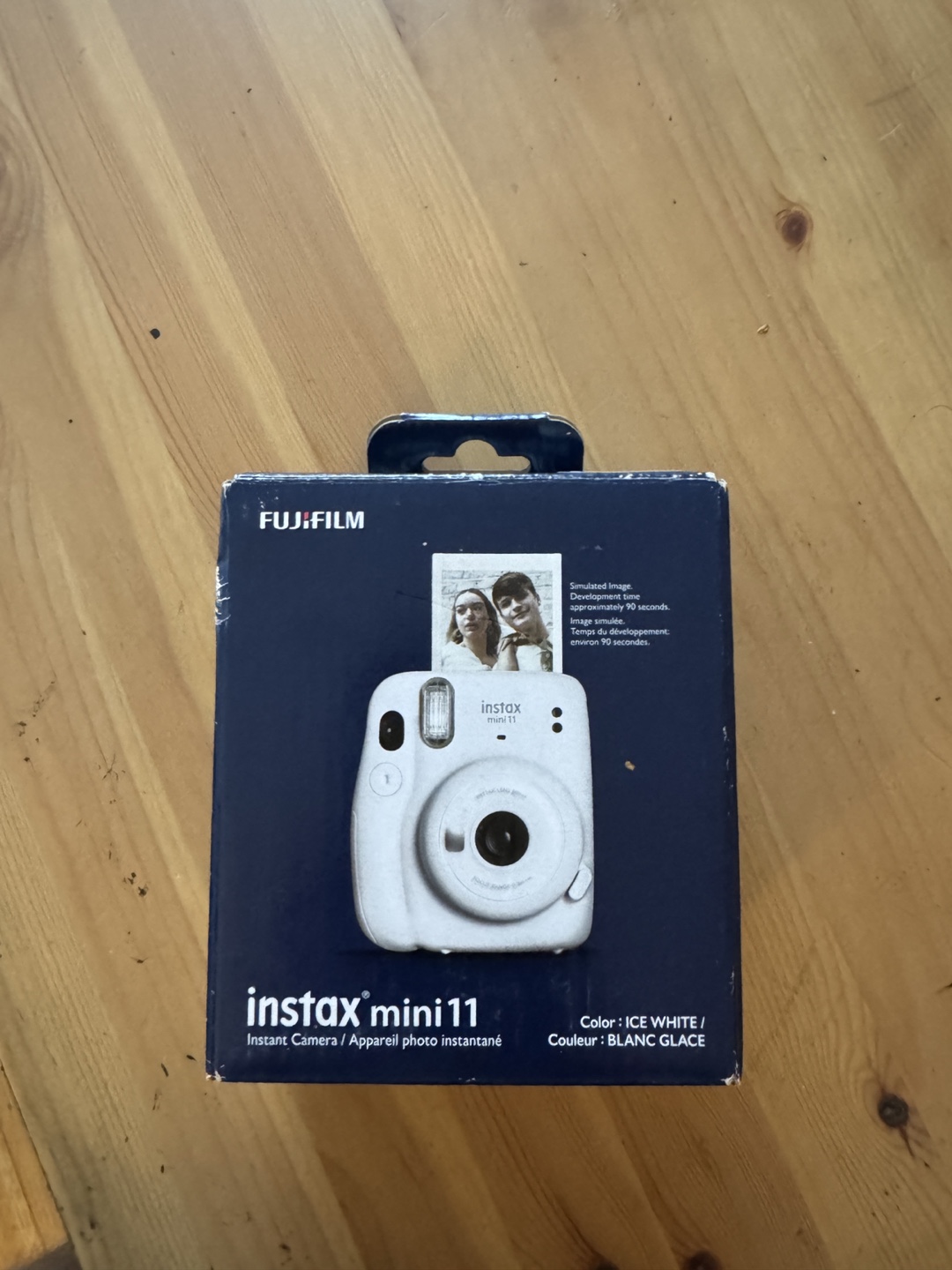 Fujifilm Instax Mini 11 Camera - Ice White - photo 2