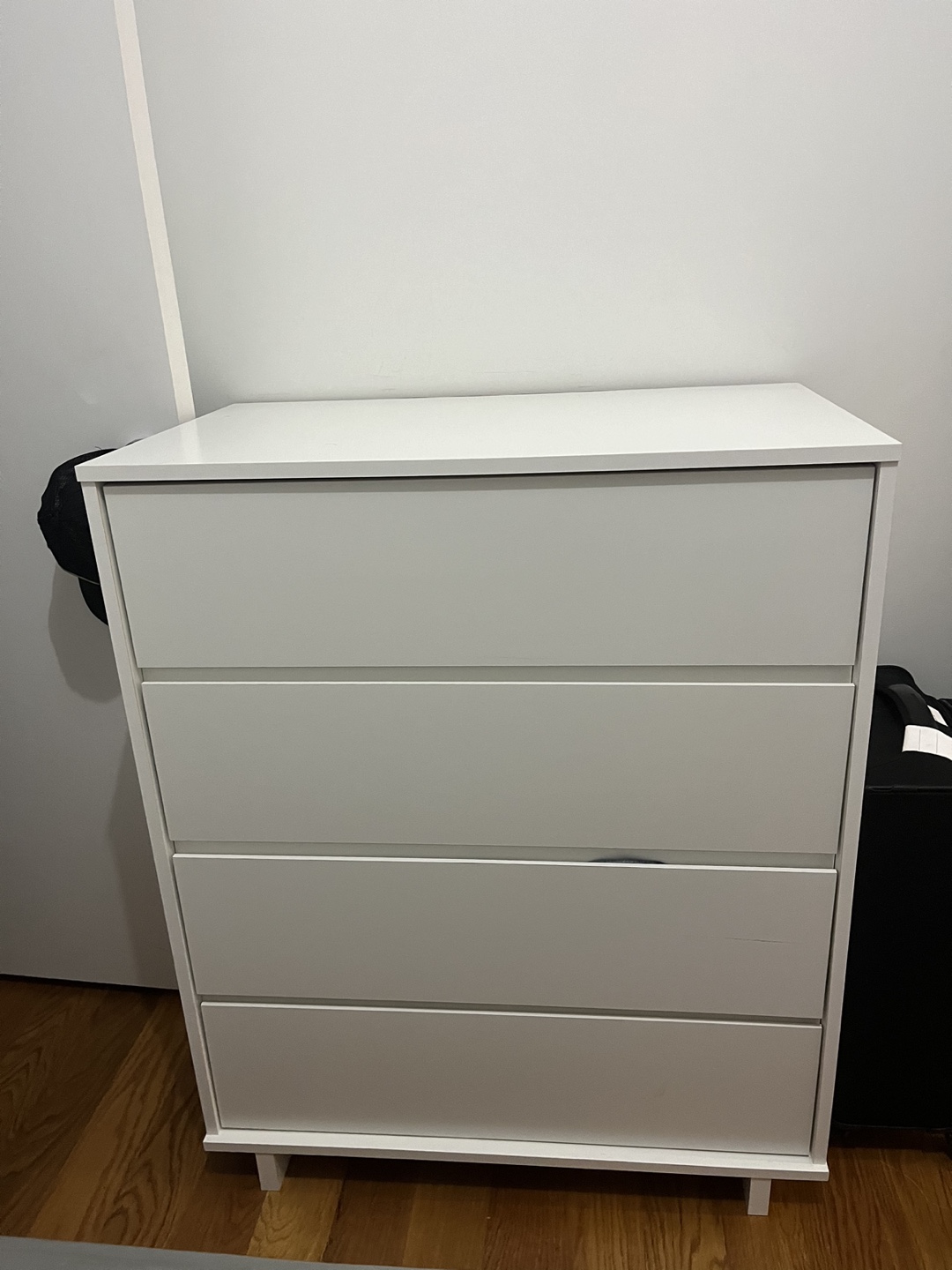 White 4-Drawer Dresser